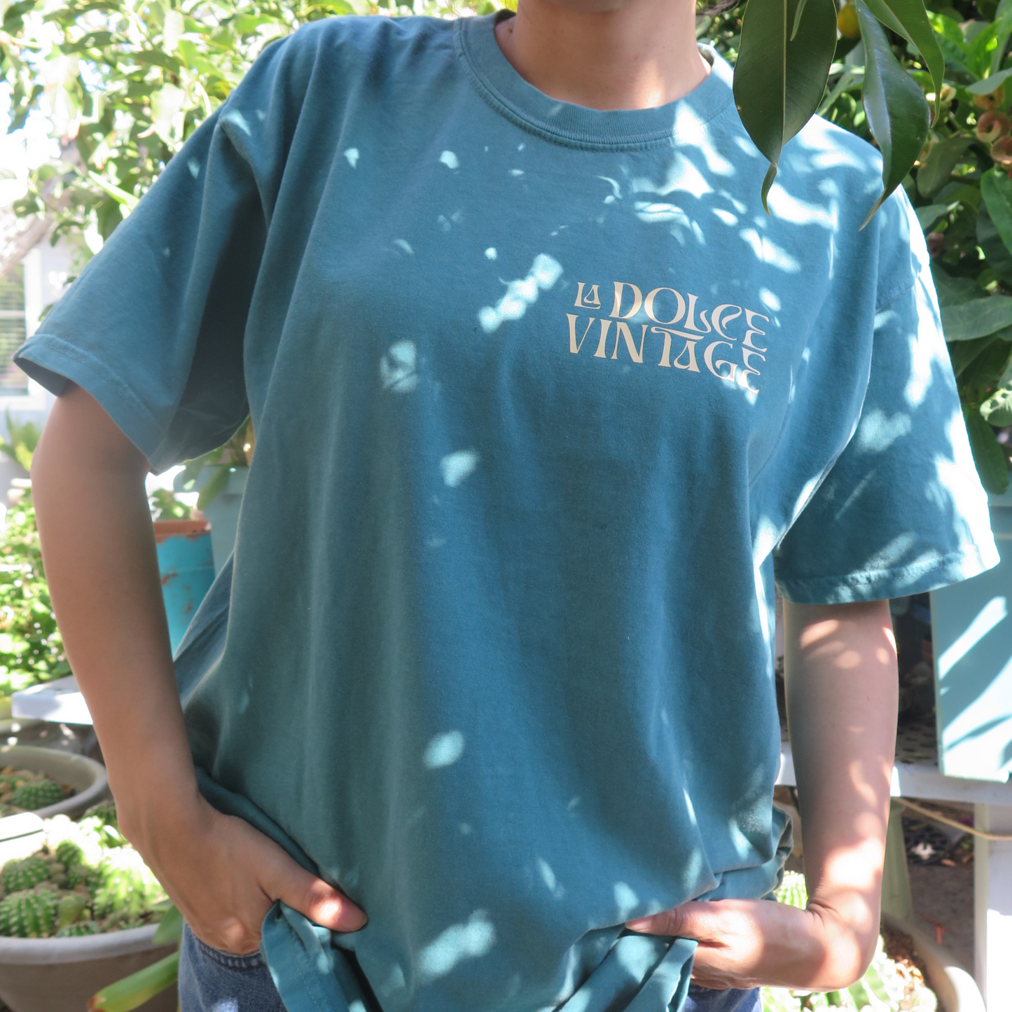 'Gratitude is Magnetic' Emerald Tee